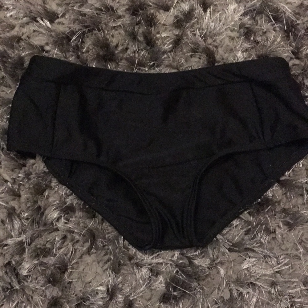 California kisses dancewear black briefs sz Large
